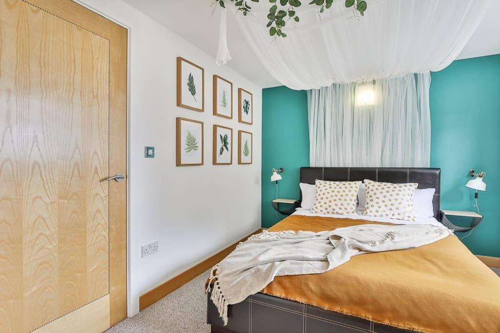 Apartment The Exclusive Gem Of Leeds - Sleeps 8